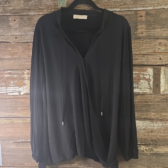 Michael Kors Black Faux Wrap Women's Blouse, Plus Size 2X - Picture 1 of 5